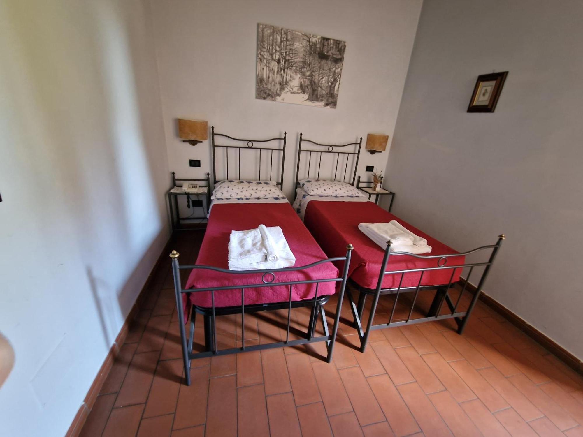 Hotel Ristorante Casa Volpi Arezzo Cameră foto
